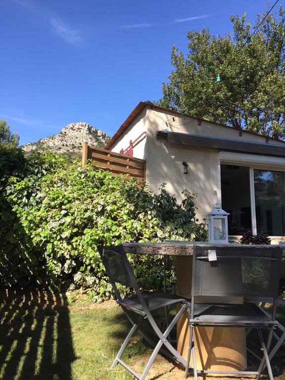 Готель Au Havre De Paix Sainte Victoire Vauvenargues Екстер'єр фото